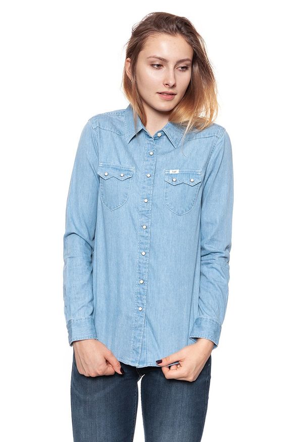 Lee - KOSZULA JEANSOWA DAMSKA LEE REGULAR WESTERN DELFT BLUE L516MHCO. Materiał: jeans. Długość rękawa: długi rękaw. Długość: długie