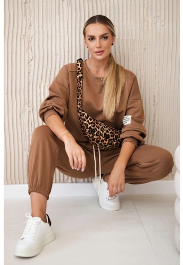 Kesi Włoski - Komplet z wiskozy bluza + spodnie camelowy. Materiał: wiskoza
