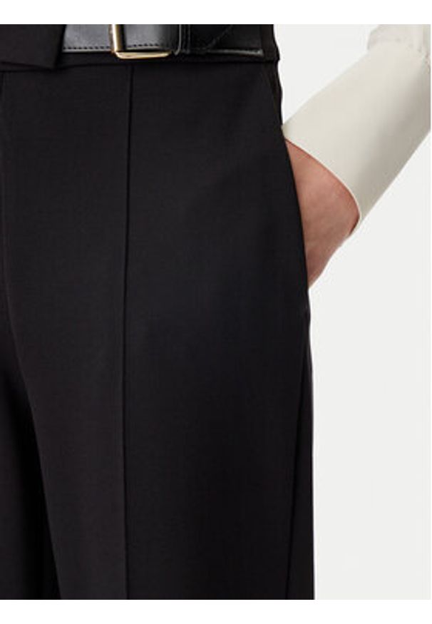 Rinascimento Spodnie materiałowe CFC0122936003 Czarny Regular Fit. Kolor: czarny. Materiał: syntetyk