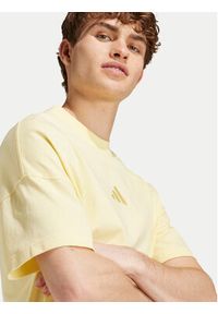 Adidas - adidas T-Shirt ALL SZN IY4141 Żółty Loose Fit. Kolor: żółty. Materiał: bawełna #4
