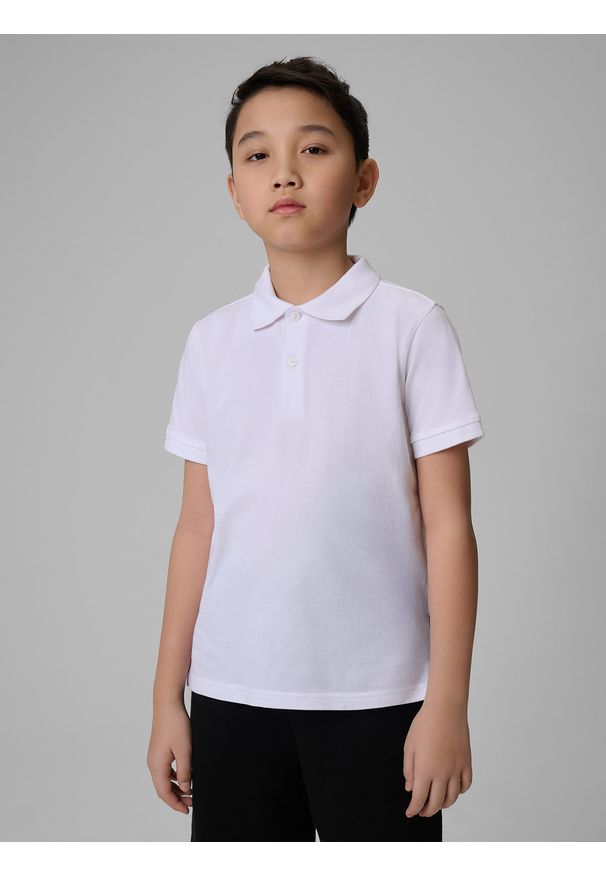 4f - 4F Koszulka polo regular chłopięca - biała 140 (9-10 lat). Okazja: na co dzień, na uczelnię. Typ kołnierza: polo. Kolor: biały. Materiał: dzianina, materiał. Sezon: lato. Styl: casual, klasyczny