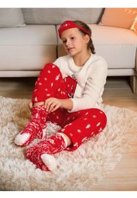 Sinsay - Świąteczna piżama dwuczęściowa z misiem - biały. Kolor: biały. Długość rękawa: długi rękaw. Długość: długie. Sezon: zima. Styl: wizytowy #1