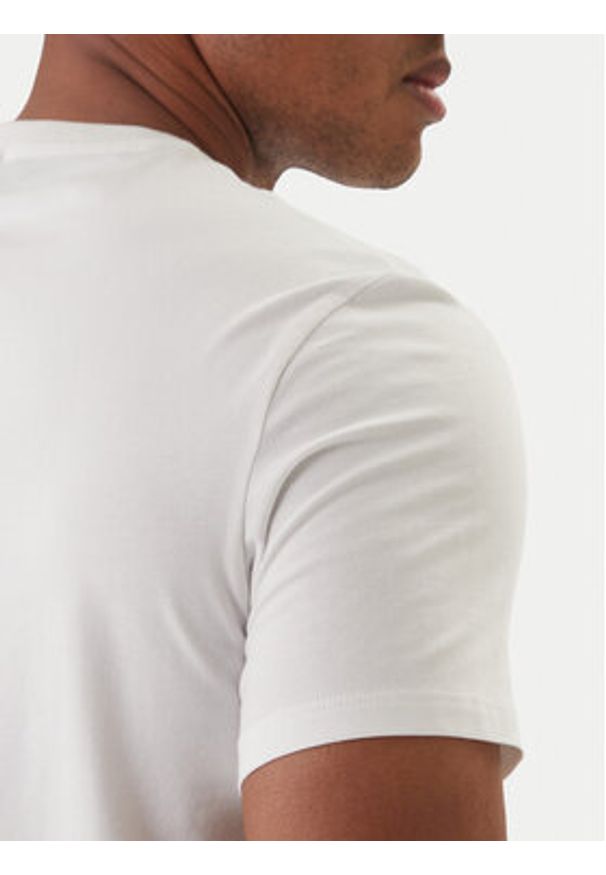 Calvin Klein T-Shirt LV04LC240G Biały Slim Fit. Kolor: biały. Materiał: bawełna