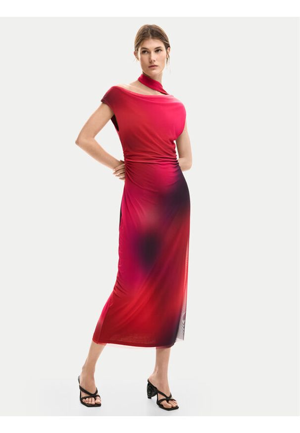 Desigual Sukienka koktajlowa Maine 26SWVK19 Czerwony Slim Fit. Kolor: czerwony. Materiał: syntetyk. Styl: wizytowy