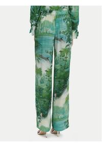 Replay Spodnie materiałowe W8108.000.74972 Zielony Regular Fit. Kolor: zielony. Materiał: wiskoza