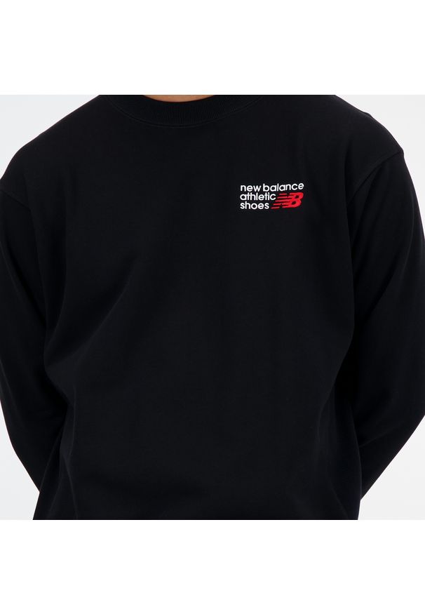 Bluza męska New Balance MT41547BK – czarna. Kolor: czarny. Materiał: tkanina, bawełna, dresówka. Wzór: napisy