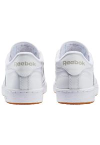 Buty do chodzenia damskie Reebok Club C 85. Zapięcie: sznurówki. Kolor: biały, zielony, wielokolorowy, brązowy. Materiał: guma, materiał, skóra, syntetyk. Szerokość cholewki: normalna. Model: Reebok Club. Sport: turystyka piesza
