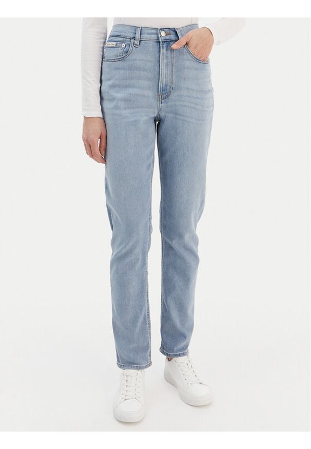 Calvin Klein Jeans Jeansy LV047E618G Niebieski Mom Fit. Kolor: niebieski
