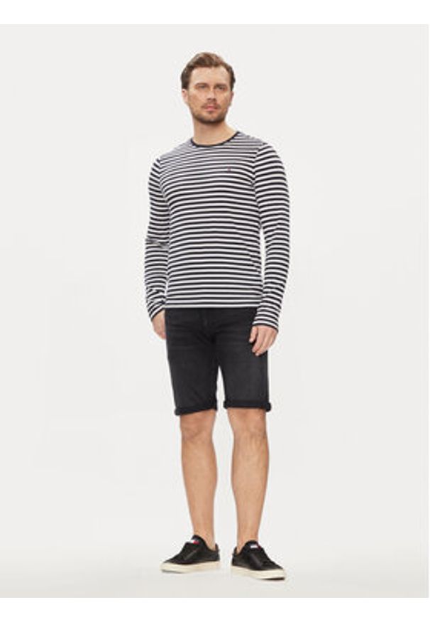 Tommy Jeans Szorty jeansowe Ronnie DM0DM18784 Czarny Slim Fit. Kolor: czarny. Materiał: bawełna, jeans