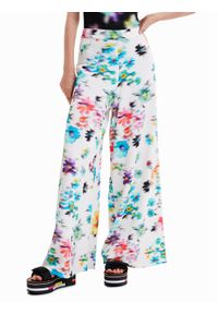 Desigual Spodnie materiałowe 23SWPW11 Kolorowy Relaxed Fit. Materiał: materiał. Wzór: kolorowy