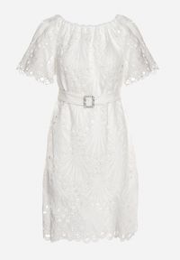 Born2be - Biała Ażurowa Sukienka z Bawełną i Paskiem z Klamrą Mimixa. Okazja: na co dzień. Kolor: biały. Materiał: bawełna. Długość rękawa: krótki rękaw. Wzór: ażurowy. Typ sukienki: proste. Styl: casual, klasyczny #5