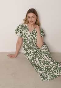 Born2be - Zielona Wiskozowa Sukienka z Kopertowym Dekoltem i Gumkami w Talii Shyraya. Okazja: na co dzień. Typ kołnierza: dekolt kopertowy. Kolor: zielony. Materiał: wiskoza. Typ sukienki: kopertowe. Styl: casual #8