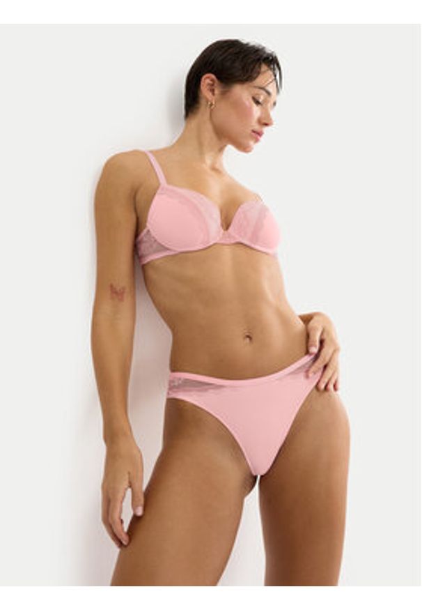 Triumph Figi brazylijskie Comfort Allure 10226445 Różowy jasny. Kolor: różowy. Materiał: syntetyk