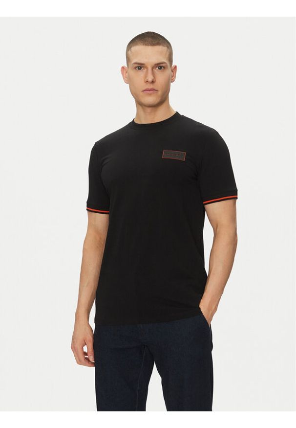 Karl Lagerfeld - KARL LAGERFELD T-Shirt 755020 552221 Czarny Regular Fit. Typ kołnierza: dekolt w karo. Kolor: czarny. Materiał: bawełna