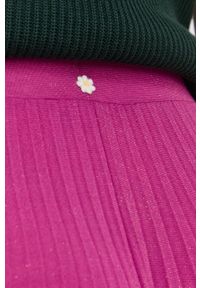 MAX&Co. spódnica kolor różowy maxi rozkloszowana. Kolor: różowy. Materiał: materiał, dzianina
