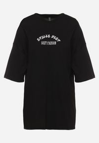 Born2be - Czarny T-shirt Oversize z Bawełny z Dużym Nadrukiem Kestrella. Kolor: czarny. Materiał: bawełna. Wzór: nadruk. Styl: elegancki