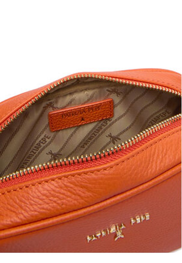 Patrizia Pepe Torebka CB0071/L001-R877 Pomarańczowy. Kolor: pomarańczowy. Materiał: skórzane