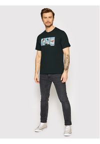 Converse T-Shirt Comic Graphic 10022936-A02 Czarny Regular Fit. Kolor: czarny. Materiał: bawełna #4