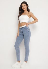 Born2be - Jasnoniebieskie Dopasowane Jeansy z Bawełną i Wysokim Stanem Novelina. Okazja: na co dzień. Stan: podwyższony. Kolor: niebieski. Styl: elegancki, casual #3
