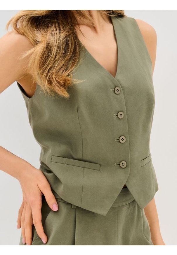 Sinsay - Kamizelka garniturowa z lyocellu z domieszką lnu - zielony. Kolor: zielony. Materiał: len