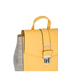 Wittchen - Damski plecak z kraciastymi bokami. Kolor: żółty. Materiał: skóra ekologiczna. Wzór: aplikacja. Styl: retro #4