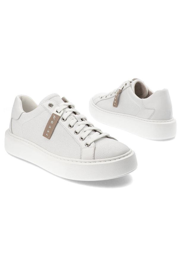 Białe Sneakersy Nessi Modne Półbuty Damskie. Kolor: biały. Materiał: materiał, skóra