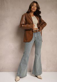 Renee - Jasnoniebieskie Jeansy z Bawełny Dzwony High Waist z Paskiem i Ozdobnymi Kieszeniami Mevalia. Okazja: na co dzień. Stan: podwyższony. Kolor: niebieski. Długość: długie. Styl: retro, elegancki, casual #6