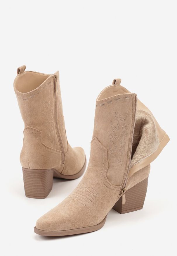 Renee - Ciemnobeżowe Botki Kowbojki na Stożku Ozdobione Haftem Falacine. Okazja: na co dzień. Kolor: beżowy. Materiał: jeans. Wzór: aplikacja, haft. Obcas: na stożku. Styl: casual