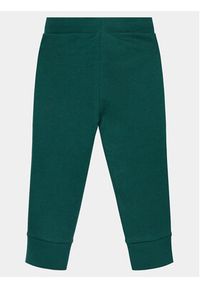GAP - Gap Spodnie dresowe 748000-03 Zielony Regular Fit. Kolor: zielony. Materiał: bawełna