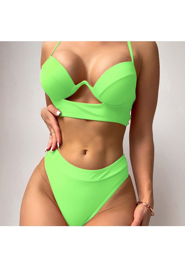 Intica - Strój kąpielowy z usztywnianą górą i regulowanymi ramiączkami Siemie. Kolor: czerwony. Materiał: materiał