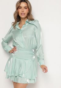 Born2be - Jasnozielona Sukienka z Wiskozy o Koszulowym Kroju z Falbankami Liova. Typ kołnierza: kołnierz z falbankami. Kolor: zielony. Materiał: wiskoza. Typ sukienki: koszulowe #1