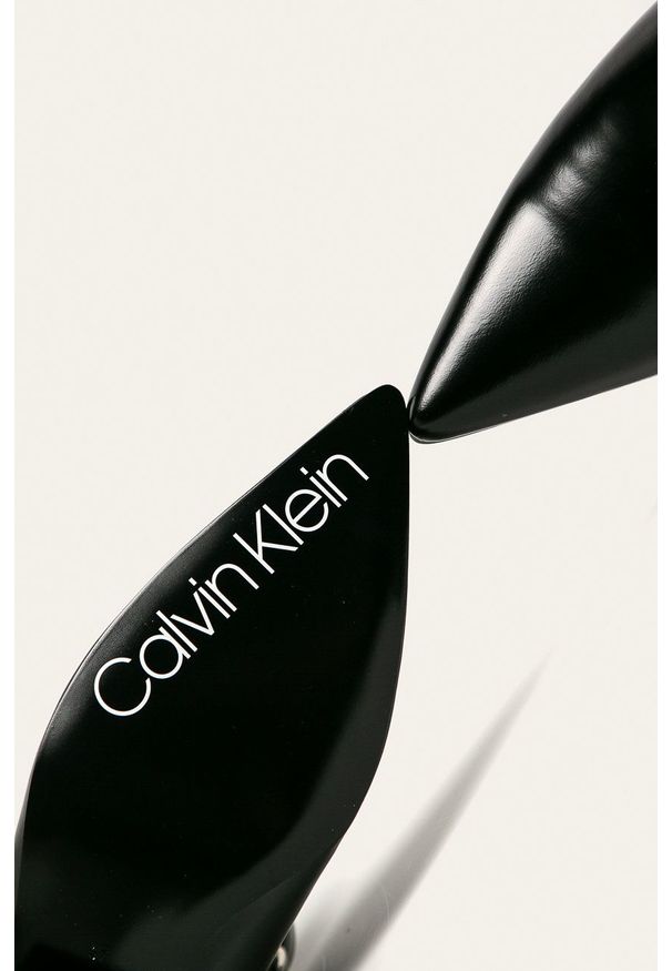 Calvin Klein - Kowbojki skórzane. Kolor: czarny. Materiał: skóra. Obcas: na obcasie. Wysokość obcasa: średni