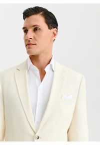 Pako Lorente - PAKO LORENTE - Beżowa marynarka garniturowa z lnem. Kolor: beżowy. Materiał: len. Wzór: gładki. Sezon: wiosna #6