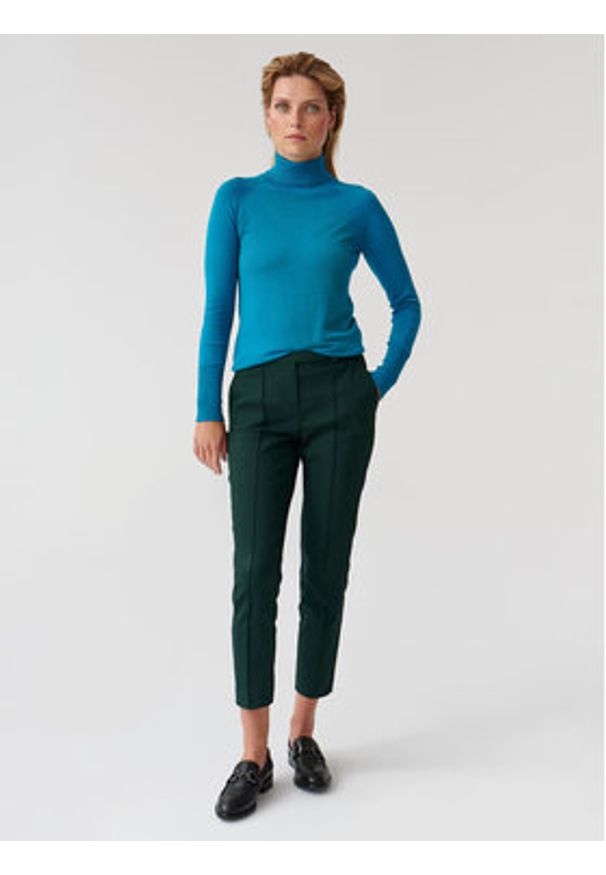 Tatuum Golf Nekoki T2318.090 Turkusowy Slim Fit. Typ kołnierza: golf. Kolor: turkusowy. Materiał: wiskoza