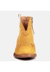 Marco Shoes Nieocieplane botki z zamszu i falistymi wstawkami brązowe żółte. Kolor: brązowy, wielokolorowy, żółty. Materiał: zamsz #4