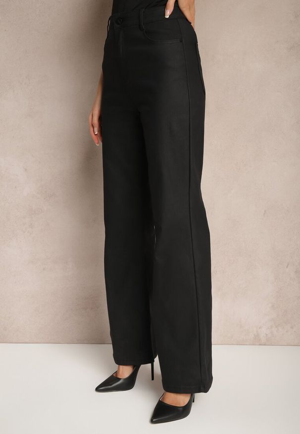 Renee - Czarne Spodnie o Szerokim Kroju High Waist z Ekoskóry Noralys. Okazja: na co dzień, na spotkanie biznesowe. Stan: podwyższony. Kolor: czarny. Styl: biznesowy, casual, elegancki