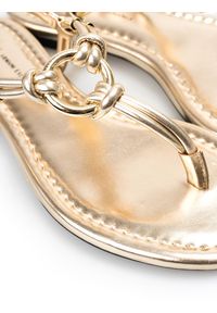 Armani Exchange Sandały | XDQ006 XV140 | Kobieta | Złoty. Nosek buta: okrągły. Kolor: złoty. Materiał: skóra ekologiczna