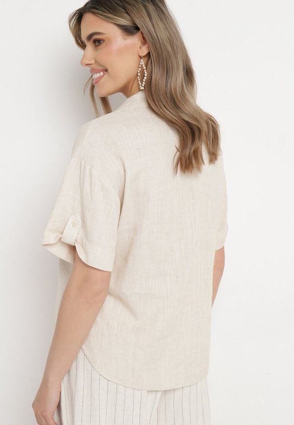 Born2be - Jasnobeżowa Koszula Bawełniana z Lnem Zapinana na Guziki Surveni. Kolor: beżowy. Materiał: len, bawełna. Styl: klasyczny