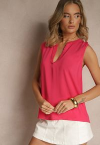 Renee - Różowa Bluzka z Wiskozy z Wycięciem przy Dekolcie Tilenera. Okazja: na co dzień. Kolor: różowy. Materiał: wiskoza. Styl: klasyczny, elegancki, casual #3