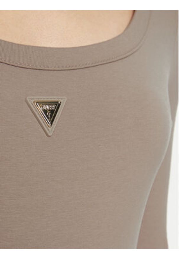 Guess Body V4YP07 J1314 Szary Slim Fit. Kolor: szary. Materiał: bawełna