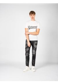 John Richmond T-Shirt | RMA22091TS | Mężczyzna | Biały. Okazja: na co dzień. Kolor: biały. Materiał: bawełna. Długość rękawa: krótki rękaw. Długość: krótkie. Wzór: nadruk. Styl: casual #3