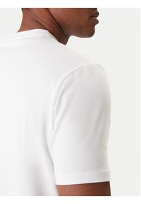 Karl Lagerfeld - KARL LAGERFELD T-Shirt 755780 561235 Biały Regular Fit. Typ kołnierza: dekolt w karo. Kolor: biały. Materiał: bawełna #5