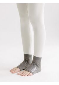 Skarpetki Joy in me On/Off the mat socks - Taupe Brown. Kolor: brązowy