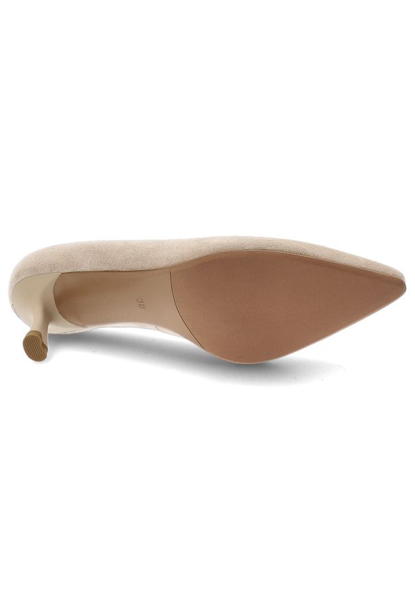 Czółenka damskie S.Barski, cholewka ze skóry naturalnej na smukłym obcasie z delikatnie zwężanym noskiem i elegancką geometryczną ozdobą, beżowe, CR6. Nosek buta: szpiczasty. Kolor: beżowy. Materiał: skóra. Szerokość cholewki: normalna. Wzór: geometria, aplikacja. Obcas: na obcasie. Styl: elegancki. Wysokość obcasa: średni