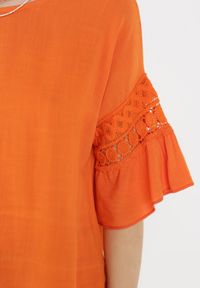 Born2be - Pomarańczowa Bluzka Chaliophai. Kolor: pomarańczowy. Materiał: tkanina, wiskoza, koronka. Wzór: koronka, ażurowy