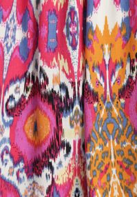 Born2be - Różówo-Pomarańczowa Bawełniana Sukienka o Rozkloszowanym Kroju na Ramiączkach Tesarae. Okazja: na co dzień, na plażę. Typ kołnierza: dekolt kwadratowy. Kolor: różowy. Materiał: bawełna. Długość rękawa: na ramiączkach. Sezon: lato. Styl: casual #3