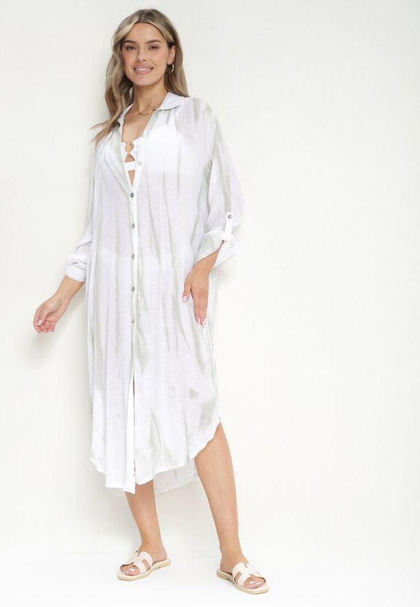 Born2be - Jasnozielona Sukienka Oversize o Koszulowym Fasonie Rarosa. Typ kołnierza: dekolt w serek. Kolor: zielony. Materiał: skóra. Typ sukienki: oversize, koszulowe. Styl: elegancki