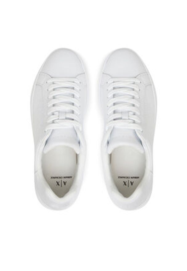 Armani Exchange Sneakersy XM000141 AF11912 U0002 Biały. Kolor: biały. Materiał: skóra