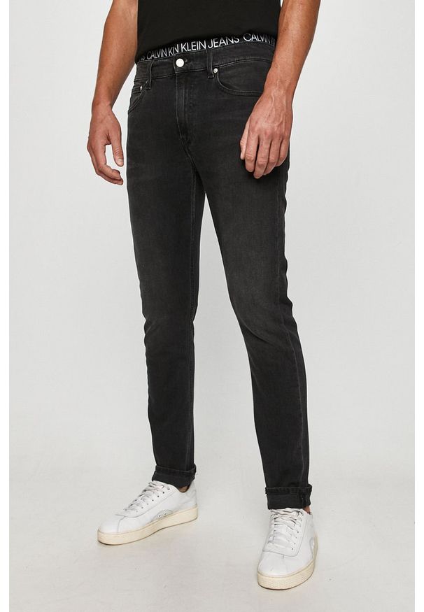 Calvin Klein Jeans - Jeansy Ckj 058. Kolor: czarny. Materiał: bawełna, denim, elastan