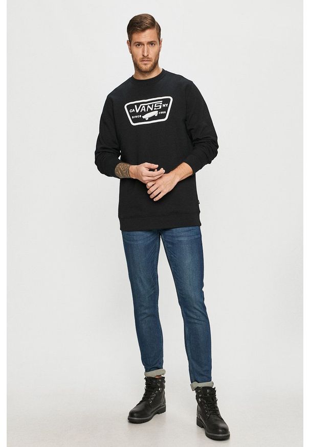 Vans - Bluza bawełniana. Okazja: na co dzień. Kolor: czarny. Materiał: bawełna. Wzór: nadruk. Styl: casual
